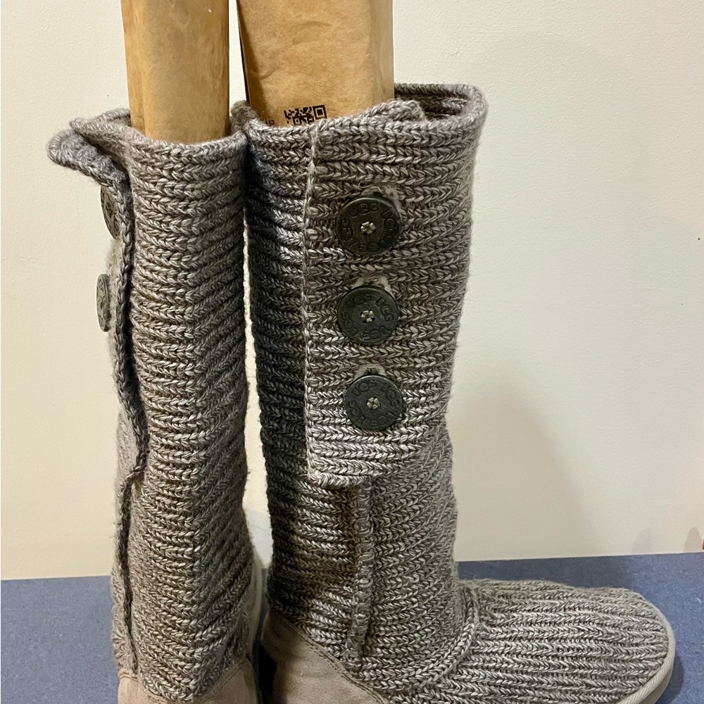 Ugg Cardy Tall Knitted Buttoned Boots - Women’s size 10 - Picture 2 of 15